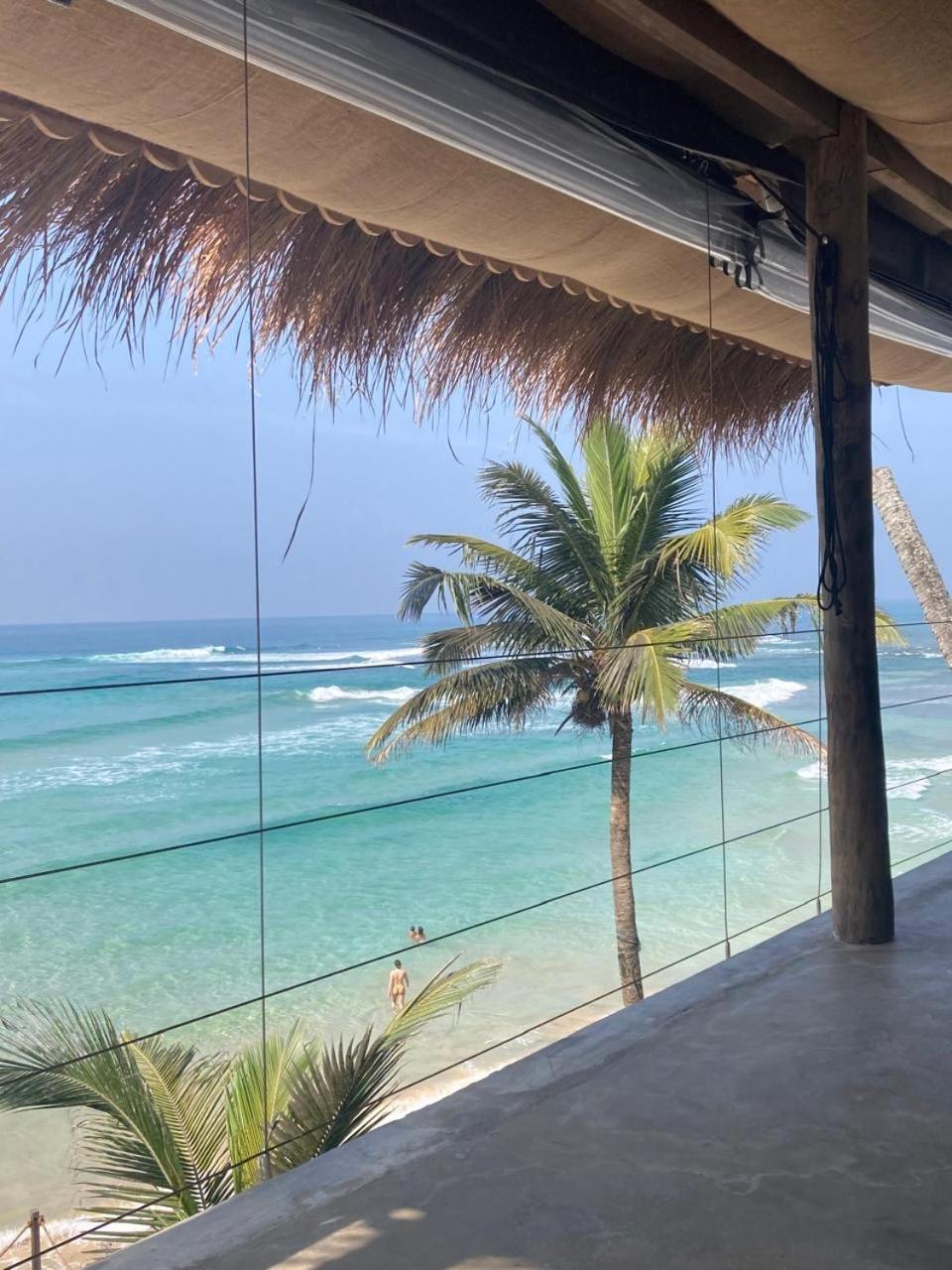 Gitano Surf Ahangama Beachfront Bagian luar foto