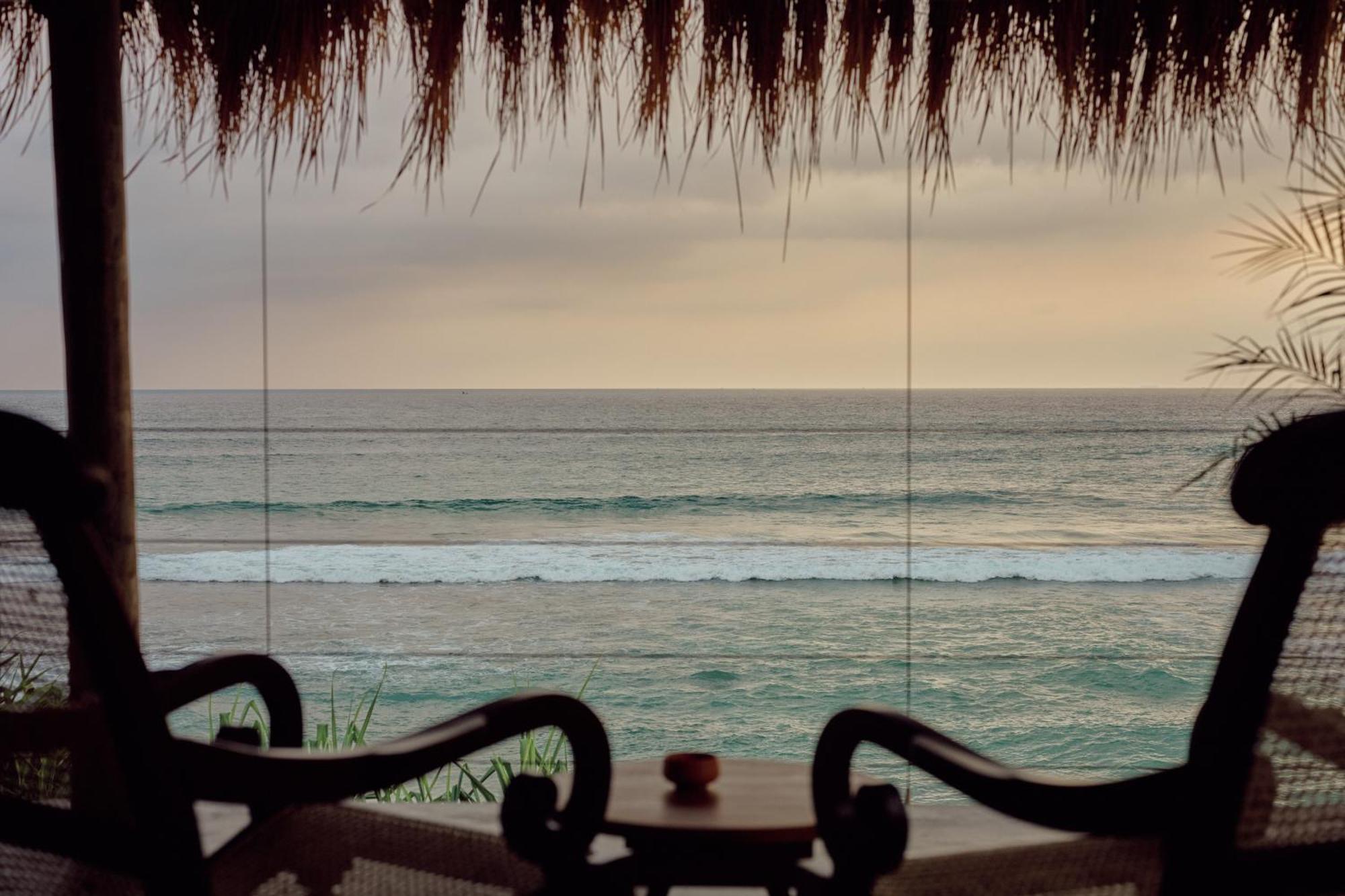 Gitano Surf Ahangama Beachfront Bagian luar foto
